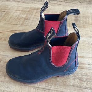 Ladies Blundtstone boots